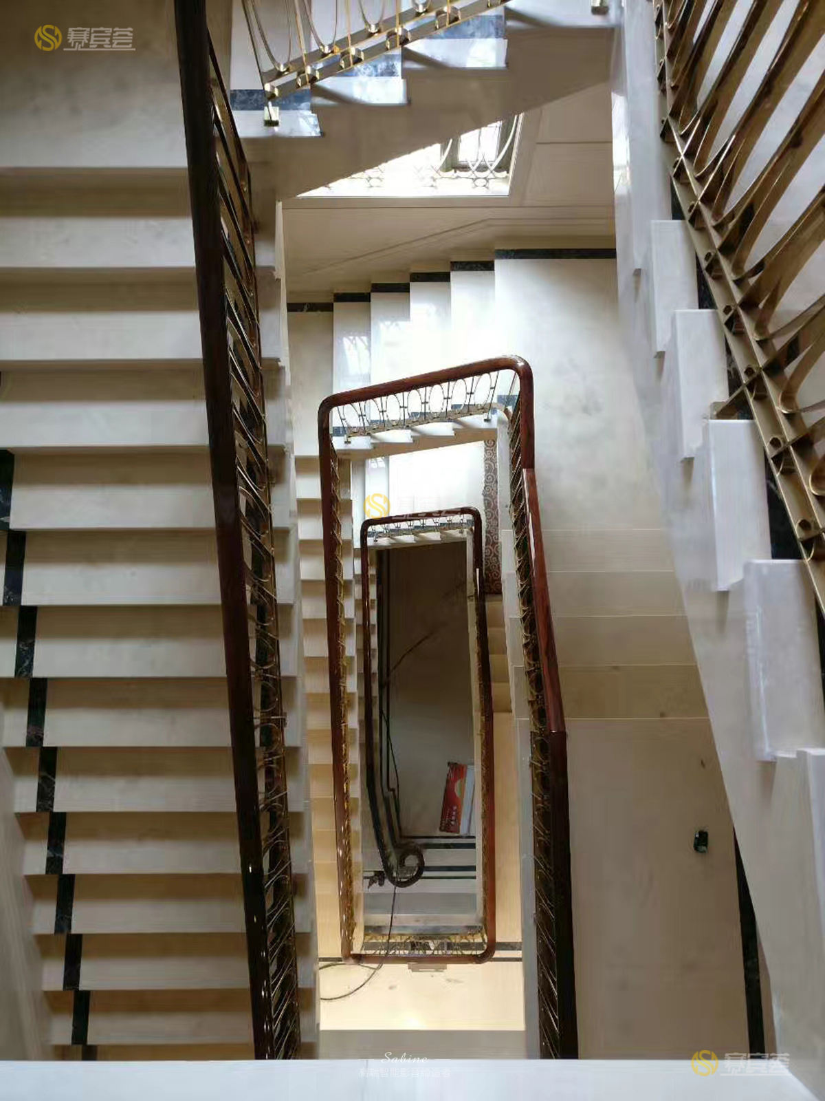 1621591771143975.jpg IMG_7361.jpg